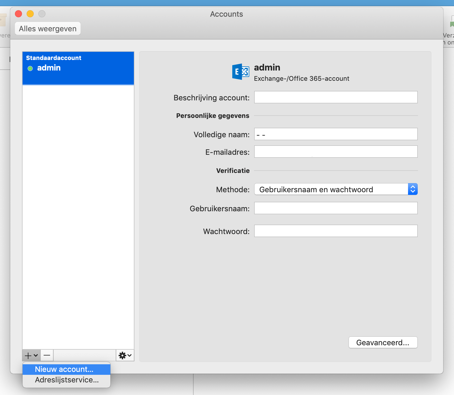 Klik vervolgens op 'Accounts' en voeg daar een e-mailaccount toe door op het plusteken te klikken.